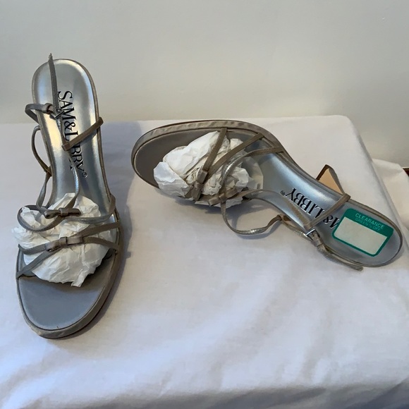 Sam & Libby High Heel - Picture 1 of 3
